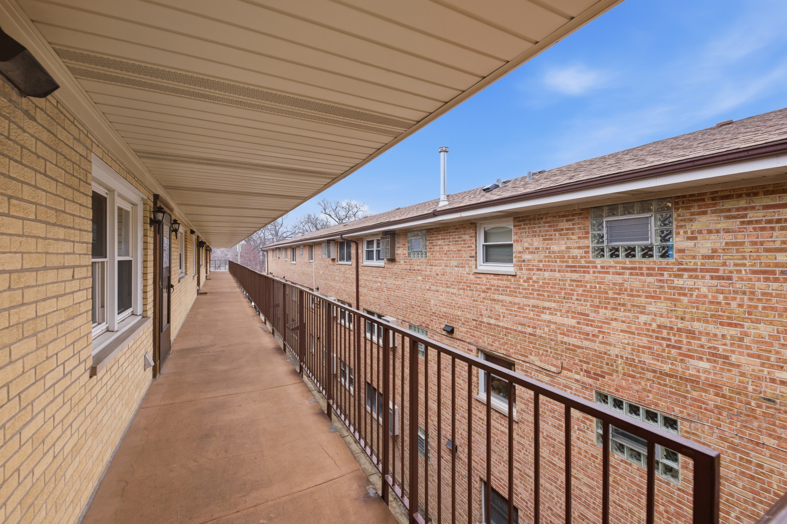 5332 W Windsor Avenue 3B