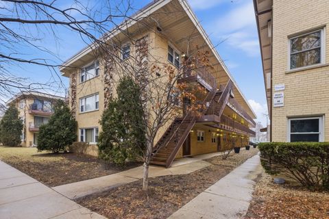 Photo of 5332 W Windsor Avenue #3B, Chicago, IL 60630 (MLS # 12627137)