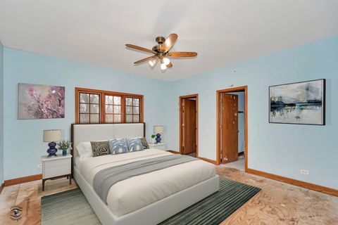 Tiny photo for 910 Oldfield Road, Downers Grove, IL 60516 (MLS # 12575884)