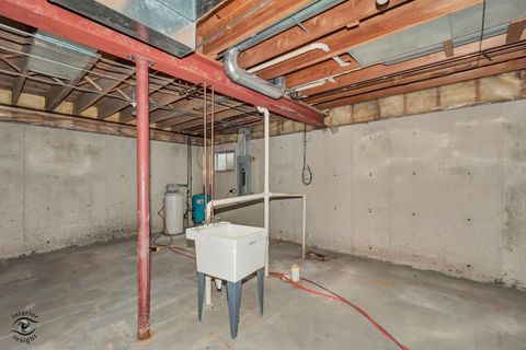 Tiny photo for 910 Oldfield Road, Downers Grove, IL 60516 (MLS # 12575884)