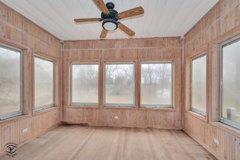 Tiny photo for 910 Oldfield Road, Downers Grove, IL 60516 (MLS # 12575884)