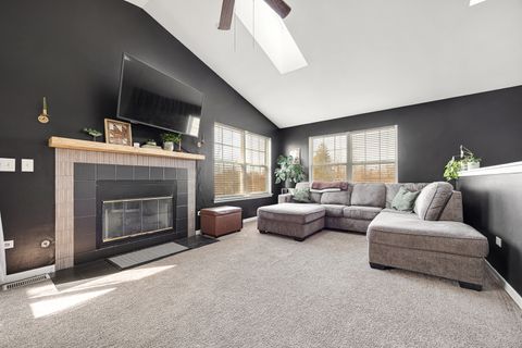 Tiny photo for 1002 Castleshire Drive, Woodstock, IL 60098 (MLS # 12615946)