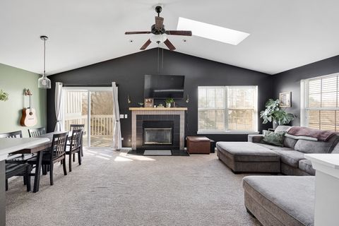 Tiny photo for 1002 Castleshire Drive, Woodstock, IL 60098 (MLS # 12615946)