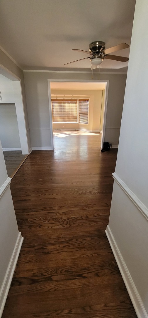 12217 S La Salle Street