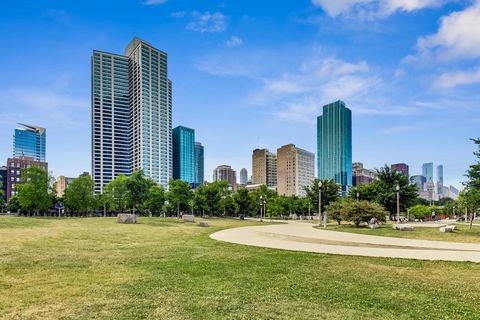 Tiny photo for 1201 S Prairie Avenue #401, Chicago, IL 60605 (MLS # 12482960)