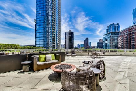 Tiny photo for 1201 S Prairie Avenue #401, Chicago, IL 60605 (MLS # 12482960)