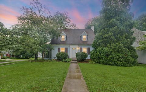 Photo of 611 S JAMES Street, Champaign, IL 61821 (MLS # 12732901)