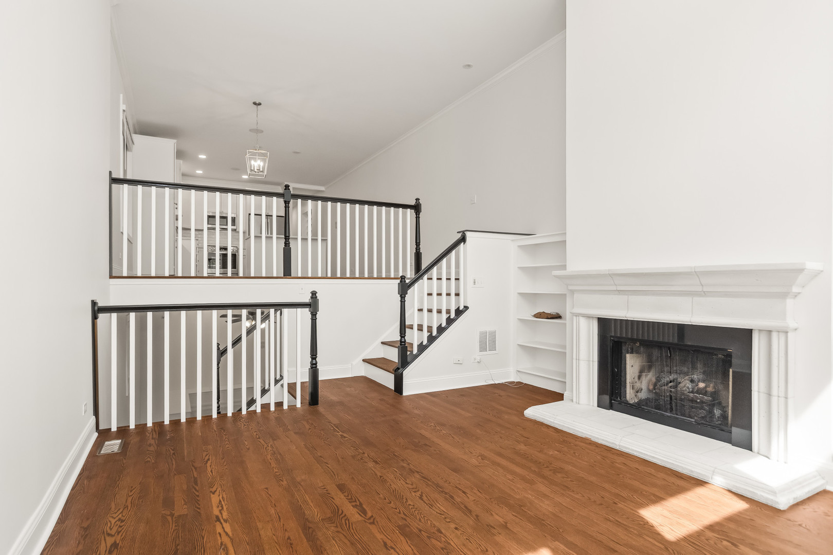3928 N GREENVIEW Avenue 1