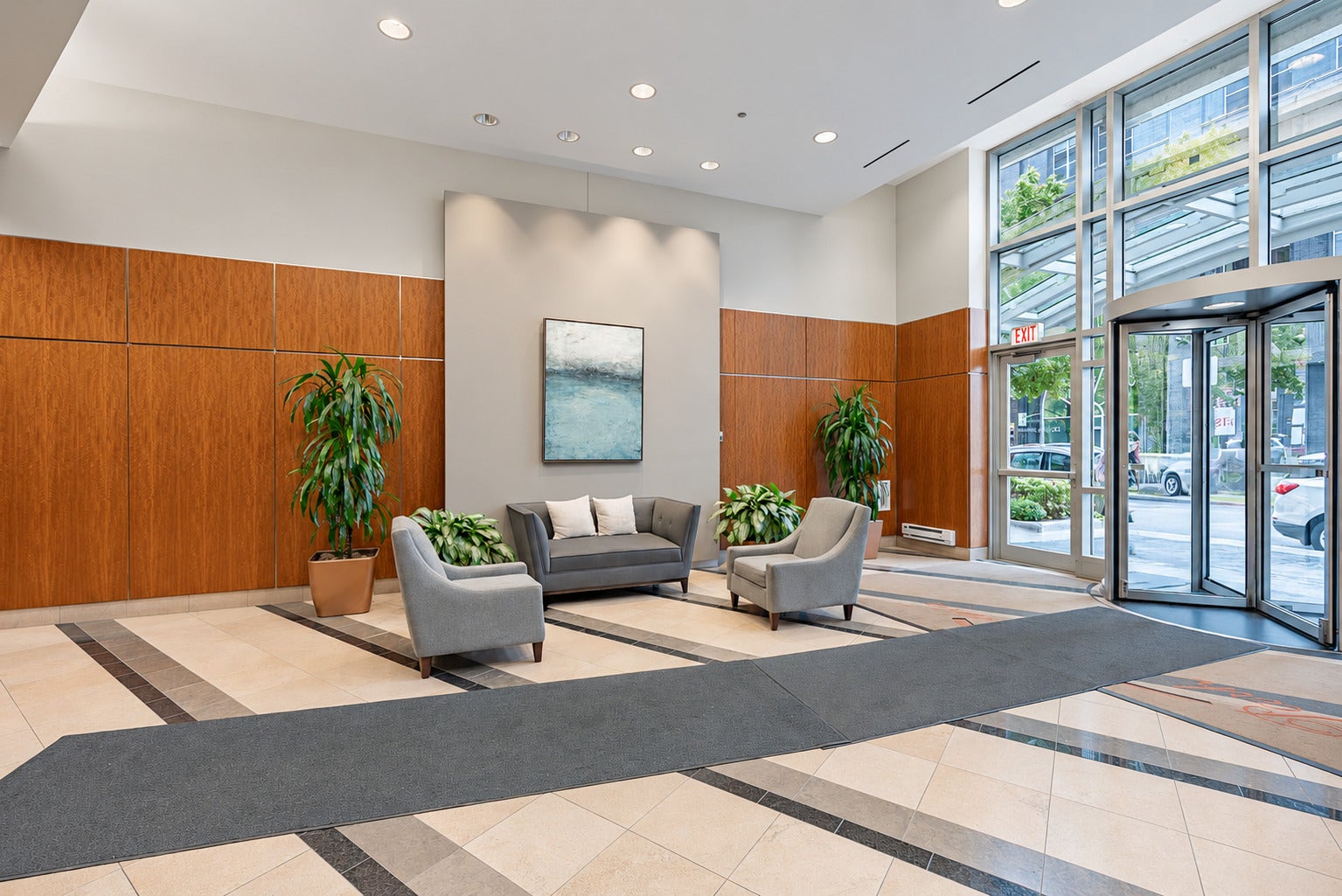 125 S Jefferson Street 2407