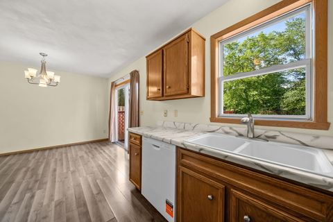 Tiny photo for 5532 Danburry Drive, Rockford, IL 61109 (MLS # 12659138)