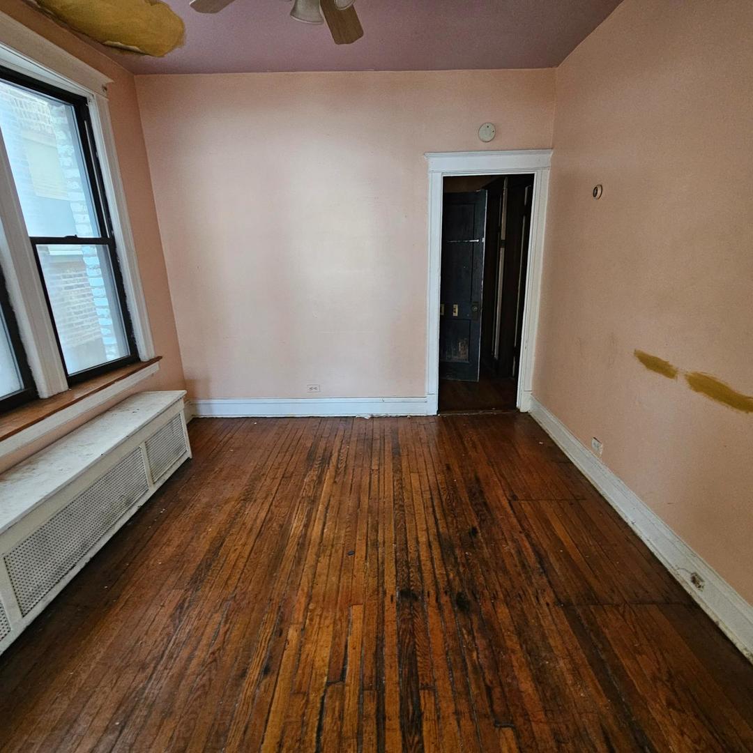 6936 S Dorchester Avenue