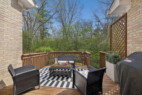 Tiny photo for 11133 Indian Woods Drive, Indian Head Park, IL 60525 (MLS # 12620970)