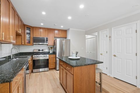 Tiny photo for 11133 Indian Woods Drive, Indian Head Park, IL 60525 (MLS # 12620970)