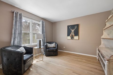 Tiny photo for 11133 Indian Woods Drive, Indian Head Park, IL 60525 (MLS # 12620970)