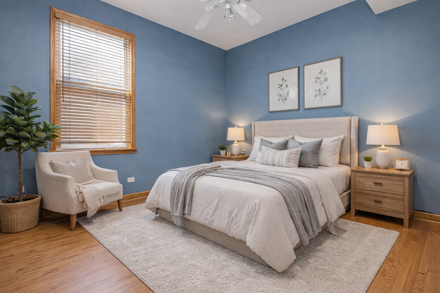 1901 W Fletcher Street 2