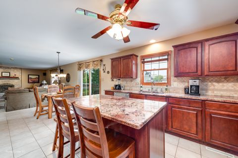 Tiny photo for 2755 Martin Court, New Lenox, IL 60451 (MLS # 12498037)