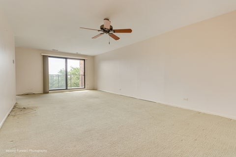 Tiny photo for 453 Raintree Drive #5K, Glen Ellyn, IL 60137 (MLS # 12734084)