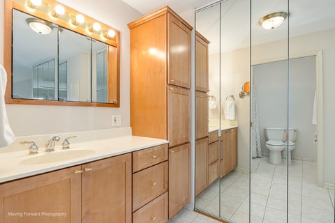 Tiny photo for 453 Raintree Drive #5K, Glen Ellyn, IL 60137 (MLS # 12734084)
