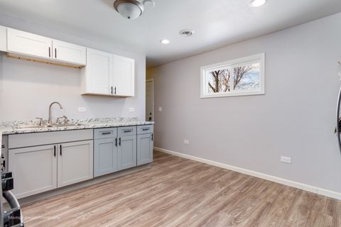 Tiny photo for 1918 Ashland Avenue, Chicago Heights, IL 60411 (MLS # 12557099)