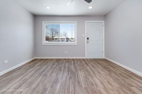 Tiny photo for 1918 Ashland Avenue, Chicago Heights, IL 60411 (MLS # 12557099)