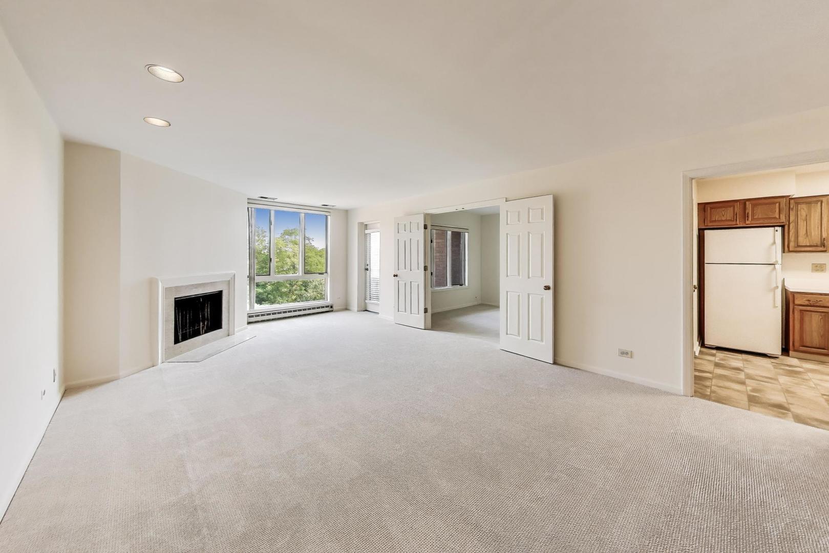 1601 Oakwood Avenue 406