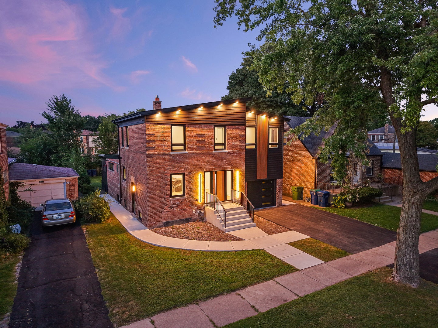 3448 W Clark Drive