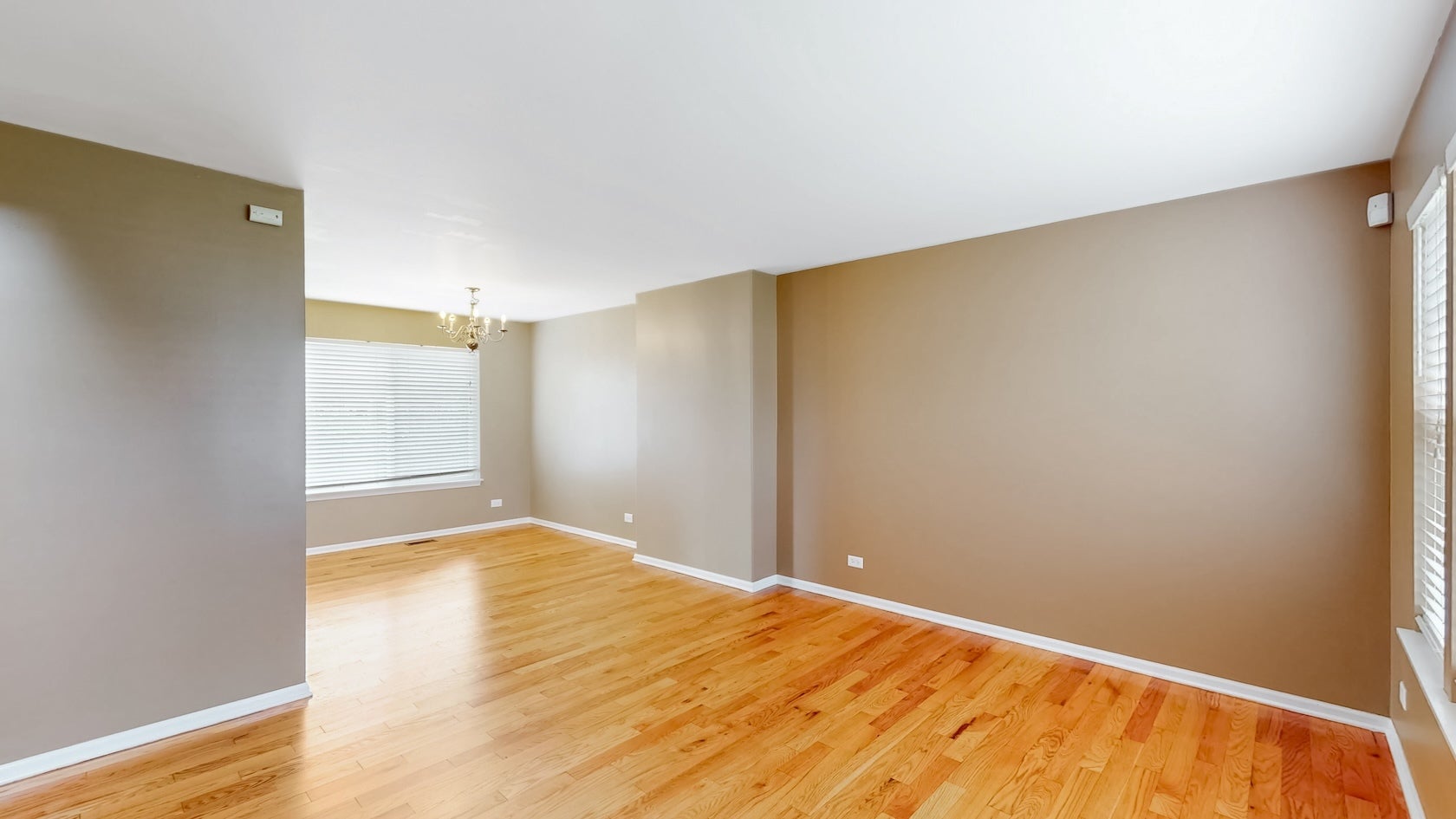 2509 Rosehall Lane