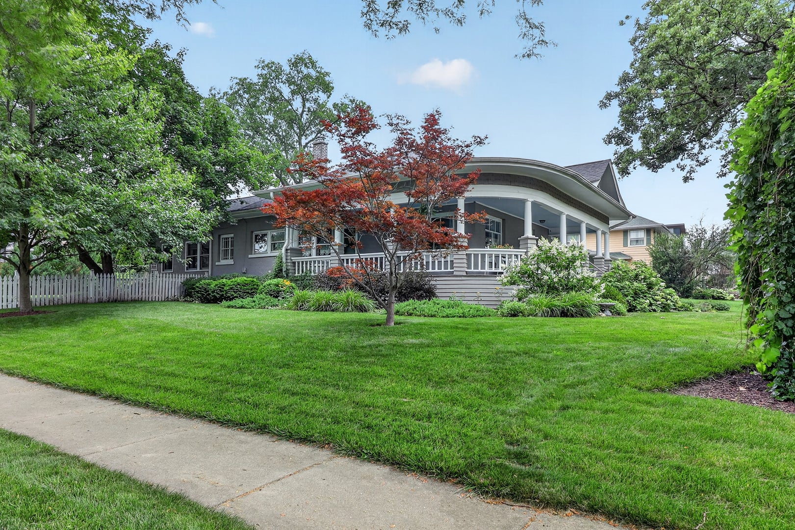 4744 Middaugh Avenue