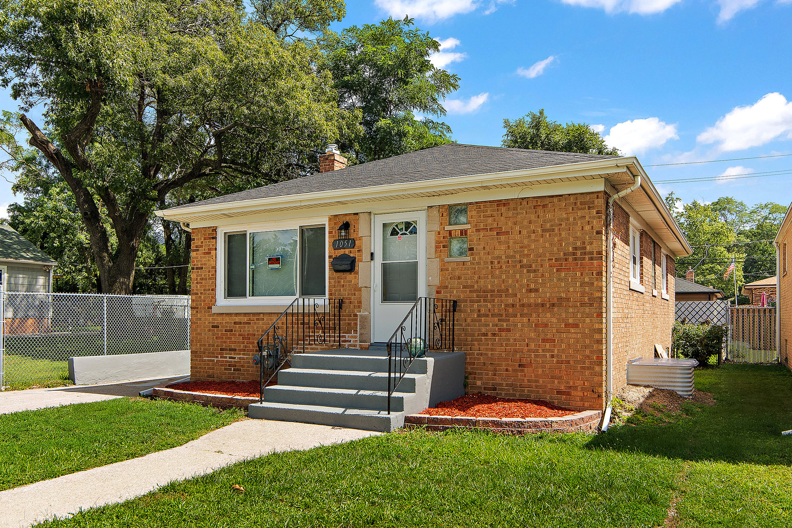 1051 Burnham Avenue