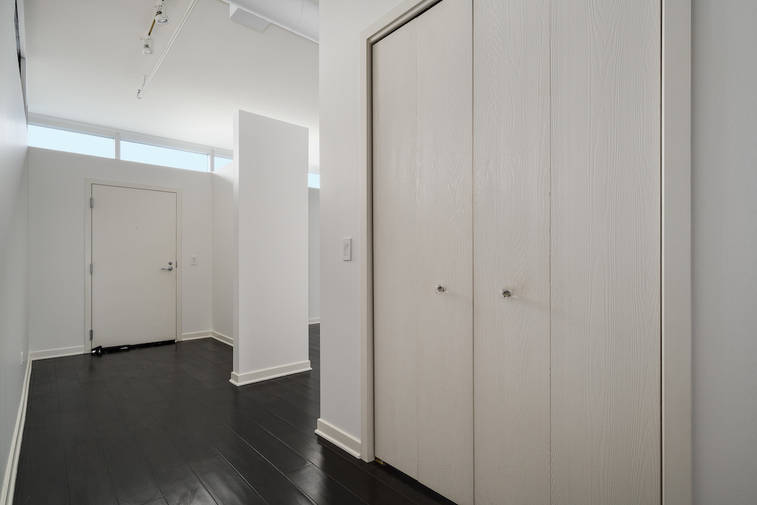 333 N Canal Street 3404