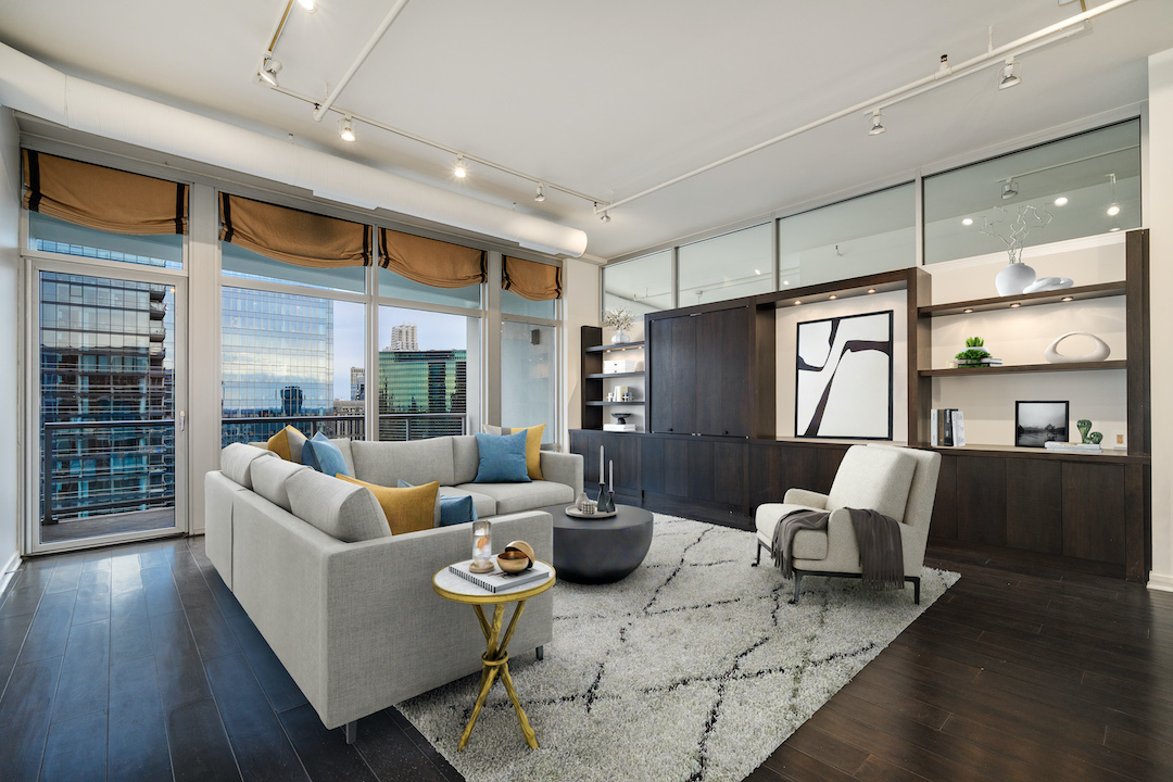 333 N Canal Street 3404