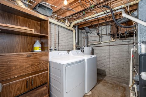 Tiny photo for 1 Old Orchard Lane, Streator, IL 61364 (MLS # 12550656)