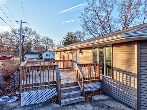 Tiny photo for 1 Old Orchard Lane, Streator, IL 61364 (MLS # 12550656)