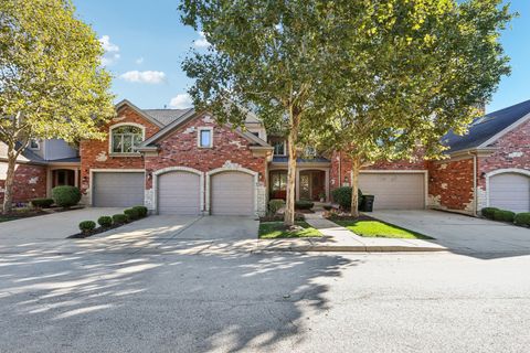 Tiny photo for 1209 W CHARLES Lane, Westmont, IL 60559 (MLS # 12486359)