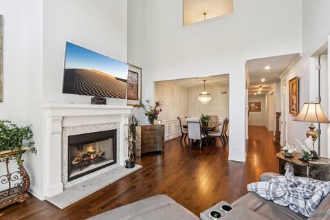 Tiny photo for 1209 W CHARLES Lane, Westmont, IL 60559 (MLS # 12486359)