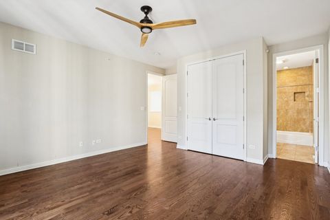 Tiny photo for 1209 W CHARLES Lane, Westmont, IL 60559 (MLS # 12486359)