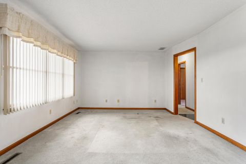 Tiny photo for 1652 County Road 2600 N, Rantoul, IL 61866 (MLS # 12521998)