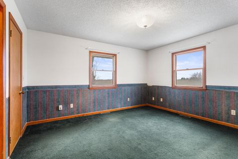 Tiny photo for 1652 County Road 2600 N, Rantoul, IL 61866 (MLS # 12521998)