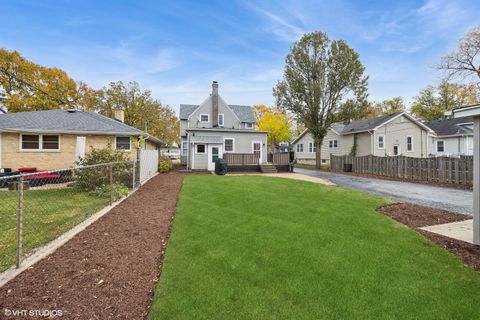 A home in Downers Grove