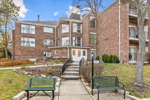 A home in Elk Grove Village