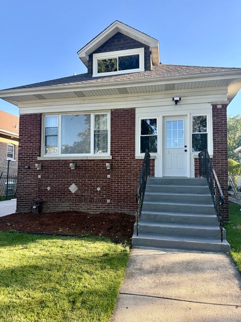 Tiny photo for 1413 W 97th Street, Chicago, IL 60643 (MLS # 12780118)