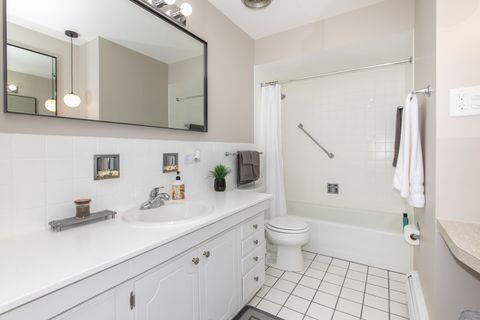 Tiny photo for 4225 Saratoga Avenue #311B, Downers Grove, IL 60515 (MLS # 12604804)