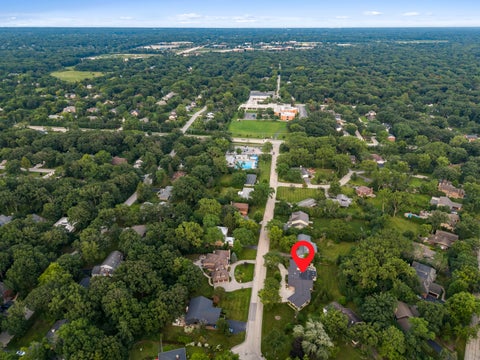 Tiny photo for 13 Yorkshire Drive, Lincolnshire, IL 60069 (MLS # 12763880)