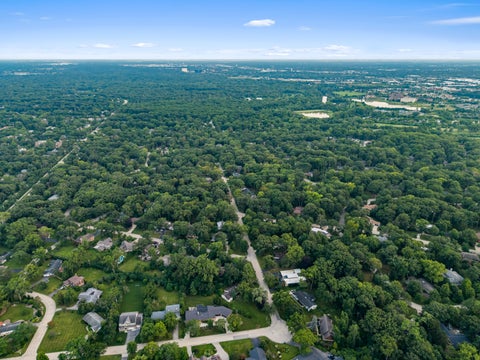 Tiny photo for 13 Yorkshire Drive, Lincolnshire, IL 60069 (MLS # 12763880)