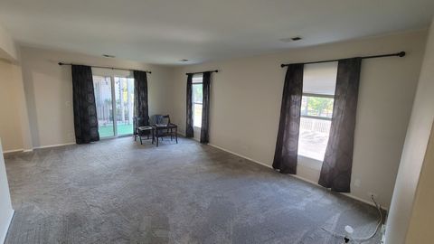 Tiny photo for 1800 Fayette Walk Walk #E, Hoffman Estates, IL 60169 (MLS # 12503080)
