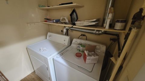 Tiny photo for 1800 Fayette Walk Walk #E, Hoffman Estates, IL 60169 (MLS # 12503080)