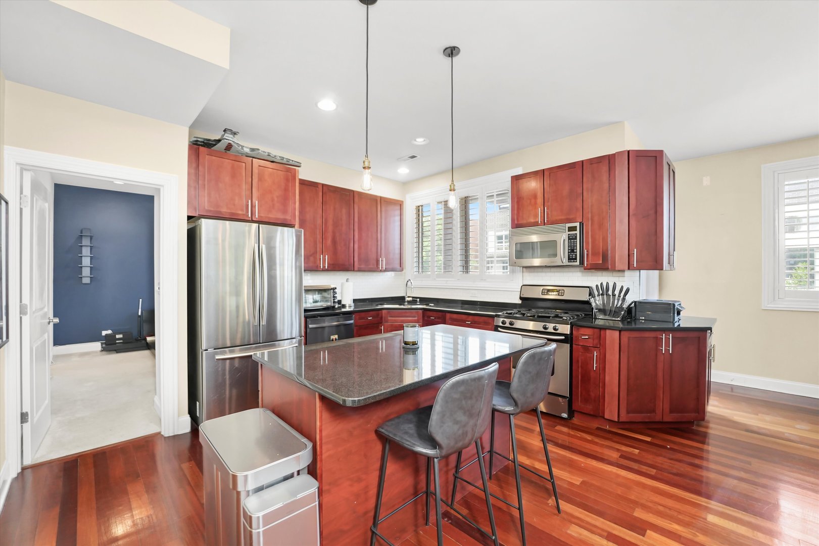 1952 N Honore Street 2