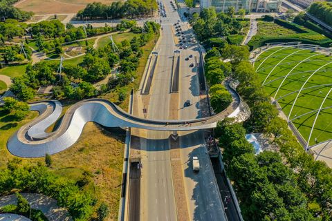 Tiny photo for 530 N Lake Shore Drive #2101, Chicago, IL 60611 (MLS # 12483280)