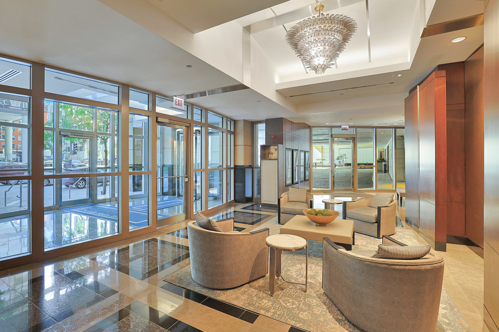530 N Lake Shore Drive 2101