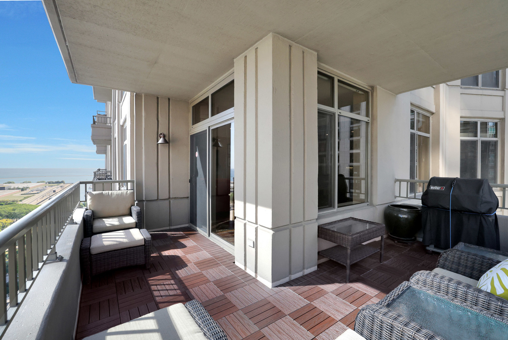 530 N Lake Shore Drive 2101
